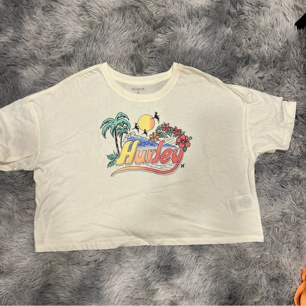 Hurley Women’s Cropped Tee Shirt Size Large  Cream White Tropical Print